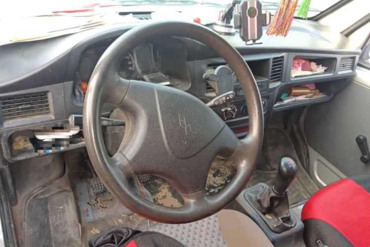 Used Wuling Zhiguang 2020 1.2L Van Utility Model China VI Emission Standard 2 Seats LSI