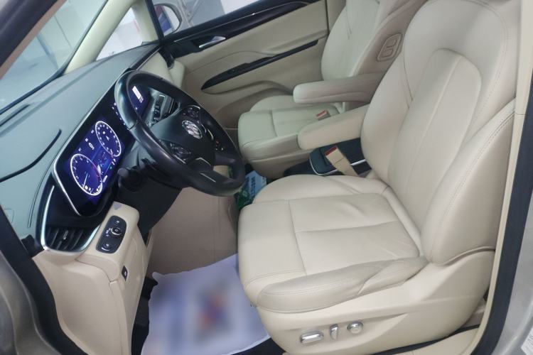 Used Buick GL8 2022 ES Landtrek 653T Luxury Edition