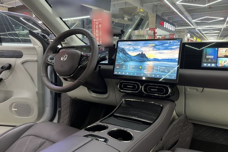 Used Leapmotor C11 2024 Range-Extended 300 Luxury Edition