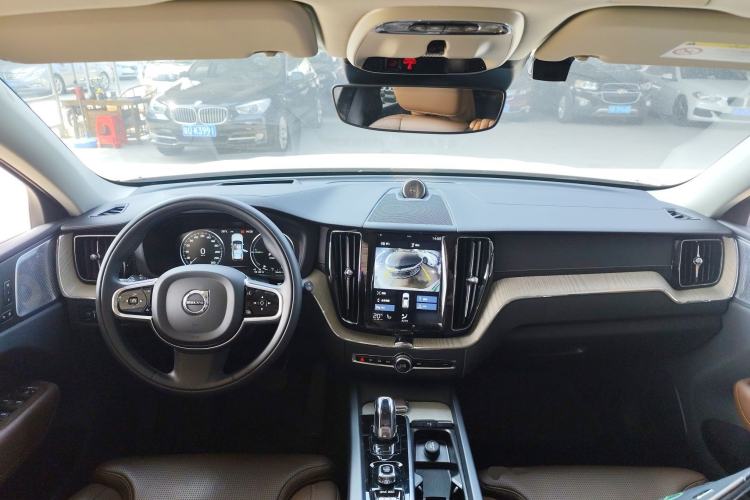Used Volvo XC60 New Energy 2019 T8 e-Drive Hybrid Prestige Luxury Edition China VI Standard