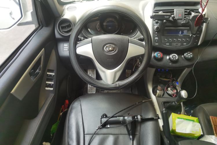 Used Lifan Auto X60 2012 Discovery Edition 1.8L Manual Comfort Model
