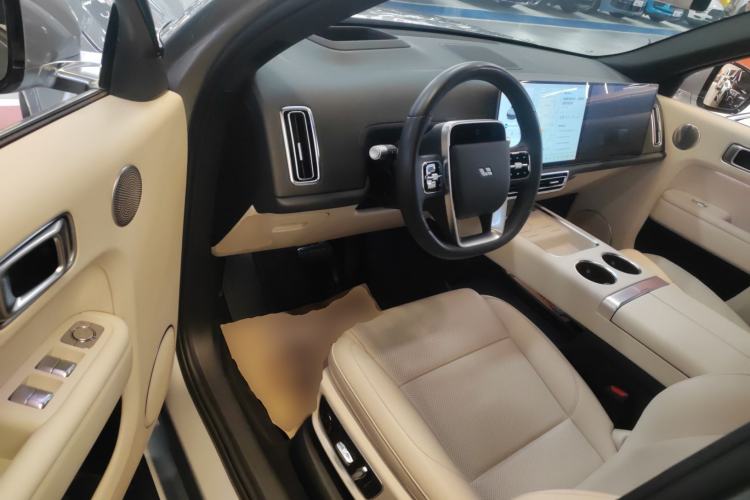 Used Li Auto L9 2024 Ultra Model
