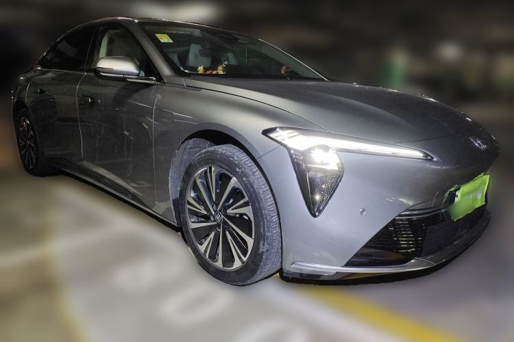 Used Buick L7 2025 Model Luxury Edition