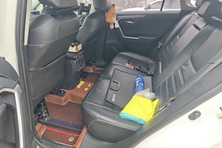 Used Toyota RAV4 2020 2.0L CVT Two-Wheel Drive Fashion PLUS Edition
