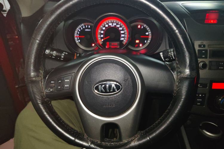 Used Kia Forte 2011 1.6L AT Premium
