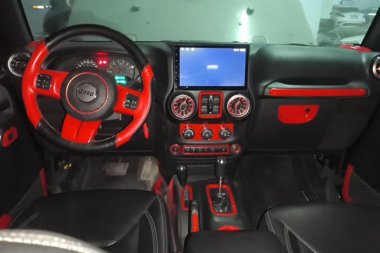 Used Jeep Wrangler 2017 3.0L Sahara Four-Door Comfort Edition
