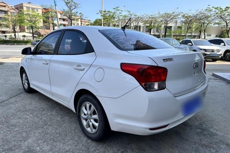 Used Hyundai Verna (older generation) 2017 1.4L Manual Huancai Edition China V Standard Exterior 4