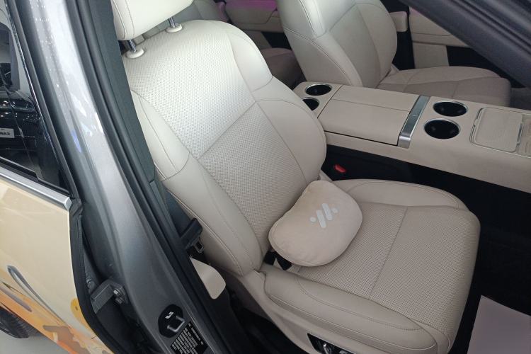 Used Li Auto L8 2023 Pro Model