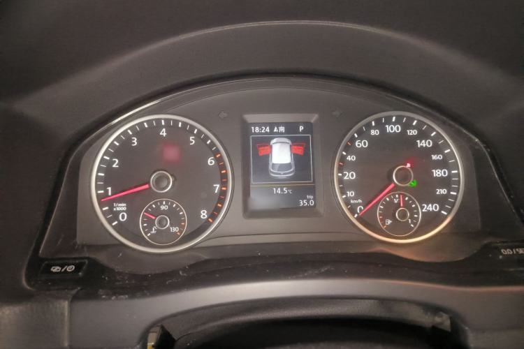 Used Volkswagen Tiguan 2015 1.8TSI Automatic Two-Wheel Drive Luxury Model Instrument Cluster