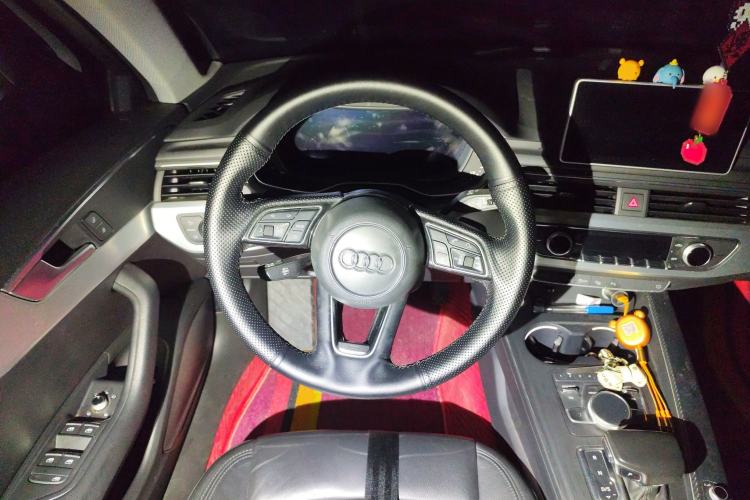 Used Audi A4L 2019 40 TFSI Fashion Edition China VI Emission Standard
