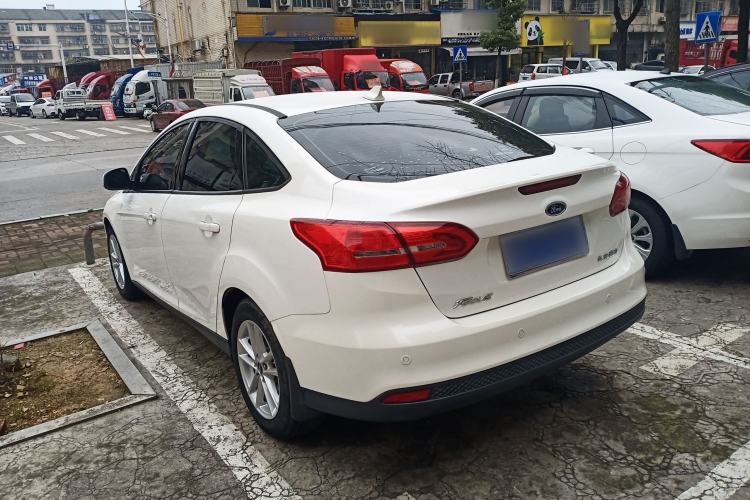 Used Ford Focus 2017 Sedan 1.6L Automatic Fashion Edition Smart Drive Version
