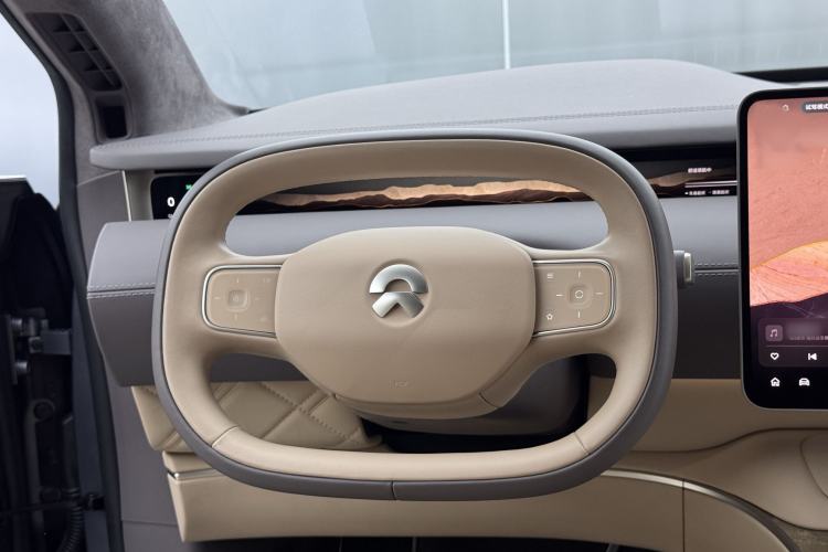 Used Nio ET9 2025 100kWh Signature Edition Interior 2