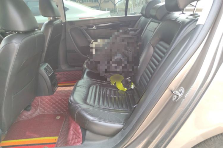 Used Volkswagen Magotan 2012 Revised 1.8TSI Luxury Version Left Rear Seat