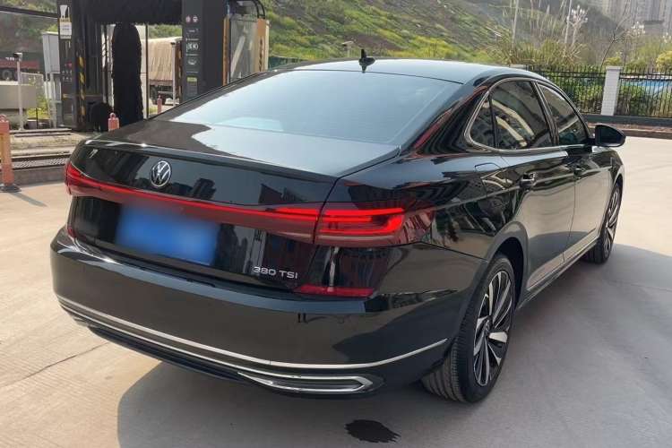 Used Volkswagen Passat 2024 380TSI Elite Edition