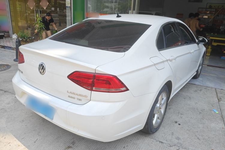 Used Volkswagen Lamando 2015 230TSI DSG Fashion Edition