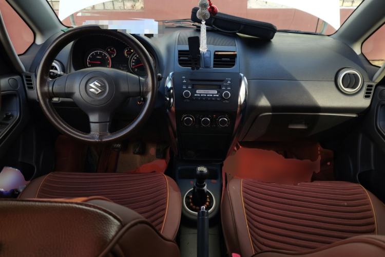 Used Suzuki SX4 2013 1.6L Manual CoolRide Model
