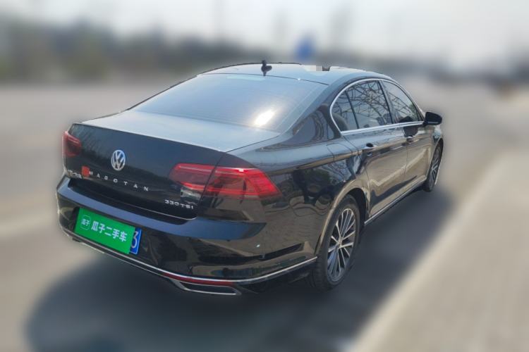 Used Volkswagen Magotan 2020 330TSI DSG Luxury Edition Rear Right 45 Deg