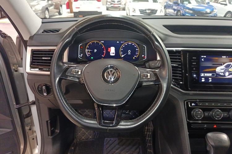 Used Volkswagen Teramont 2020 380TSI Four-Wheel Drive Luxury Version China VI Standard Steering Wheel