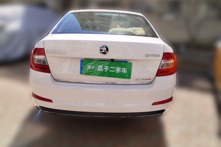 Used Skoda Octavia 2016 1.6L Automatic Smart Drive Edition