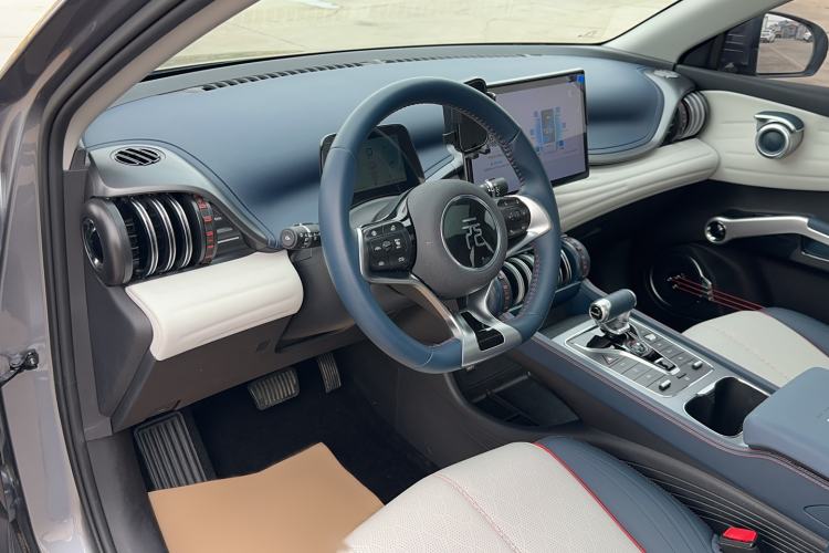 Used BYD Yuan PLUS 2022 430 km Luxury Version Left Front Seat