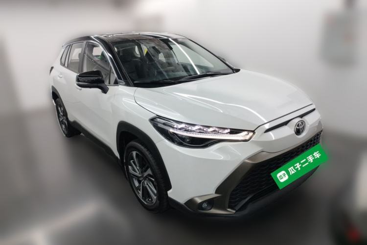 Used Toyota FRONTLANDER 2022 2.0L CVT Luxury PLUS Edition Front Right 45 Deg