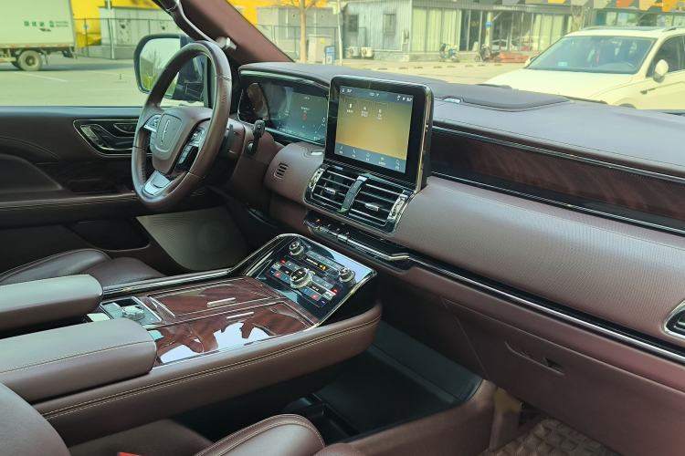 Used Lincoln Navigator 2020 3.5T Long-Wheelbase Presidential Edition
