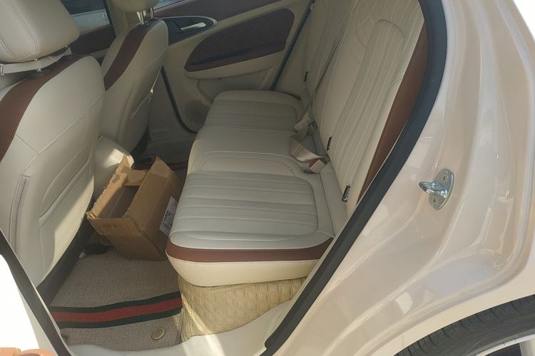 Used ORA Good Cat 2023 401 km Standard Range Luxury Version Lithium Iron Phosphate