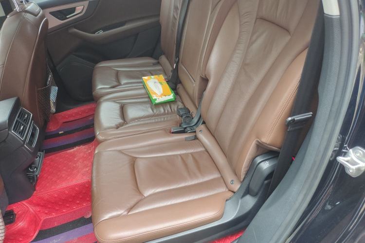 Used Audi Q7 2016 45 TFSI Technology Edition Left Rear Seat