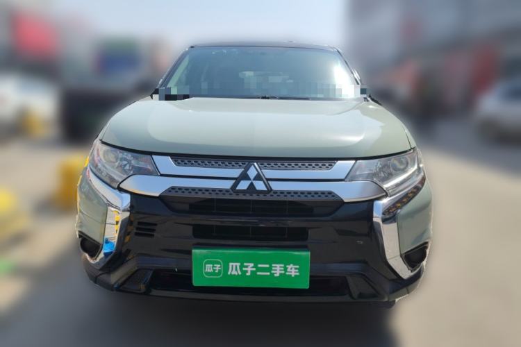 Used Mitsubishi Outlander 2020 2.0L Two-Wheel Drive Comfort Edition 5 Seats Front