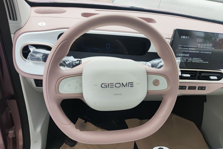 Used Geely Galaxy Panda 2025 210 km – Yuanqi Bear Steering Wheel