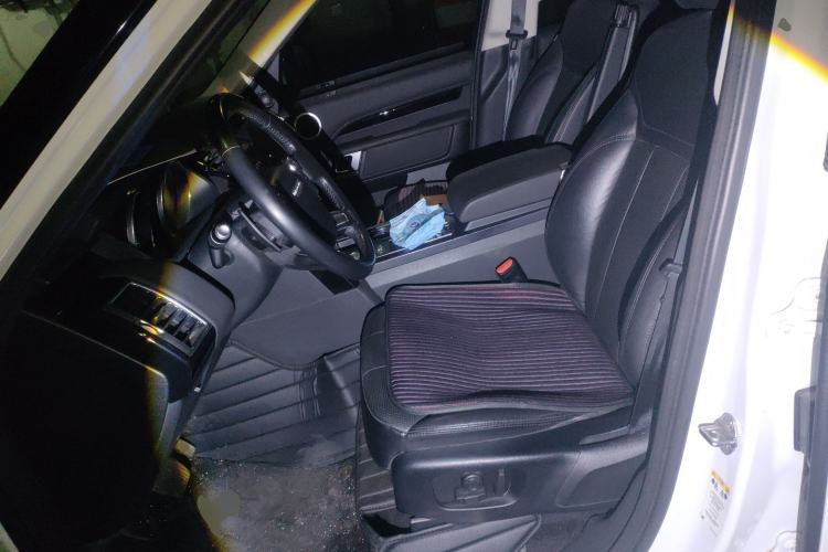 Used Land Rover Discovery 2018 3.0 SC V6 SE