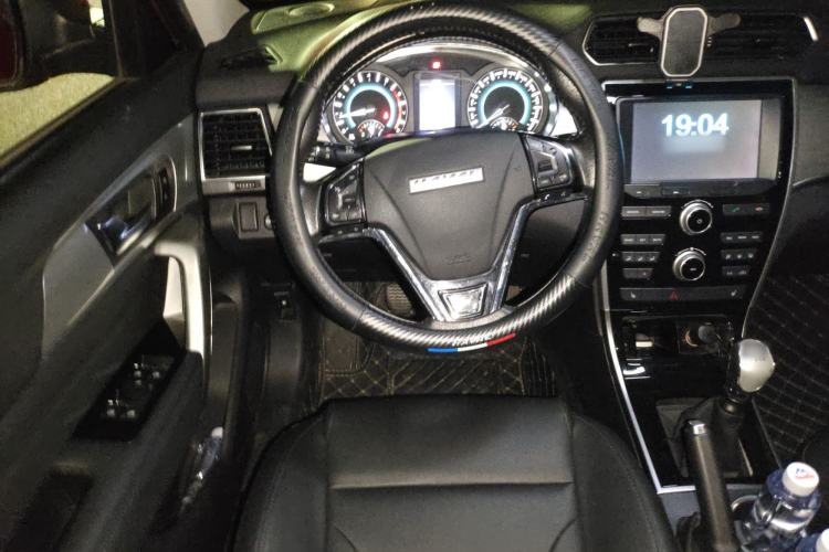 Used Haval H2 2016 Red Label 1.5T Manual Two-Wheel Drive Elite Model
