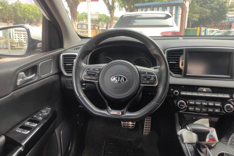 Used Kia KX5 2017 1.6T Automatic Two-Wheel Drive 15th Anniversary Special Edition DLX Steering Wheel