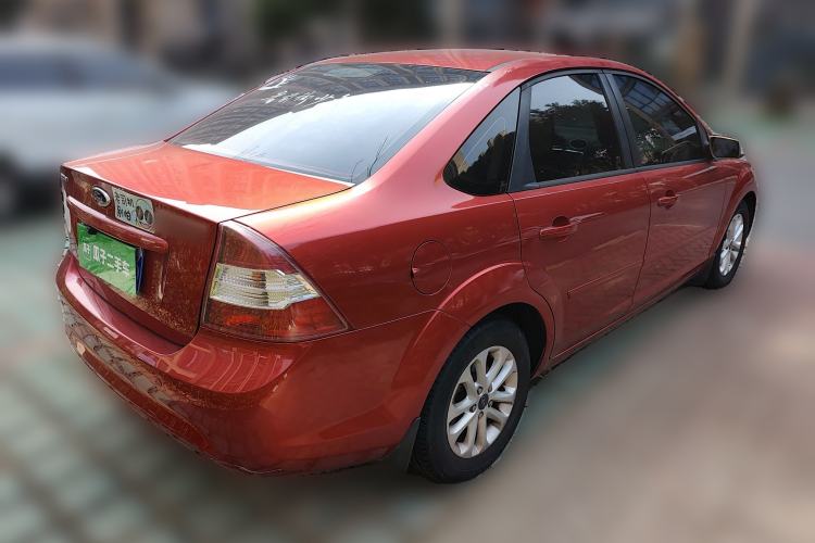 Used Ford Focus 2011 Sedan 1.8L Automatic Fashion Edition
