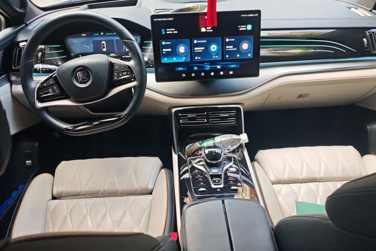 Used BYD Tang New Energy 2022 EV 635 km All-Wheel-Drive Flagship Model Interior 2