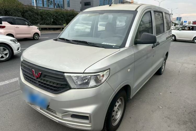 Used Wuling Hongguang V 2019 1.5L Jingqu Version China VI LAR