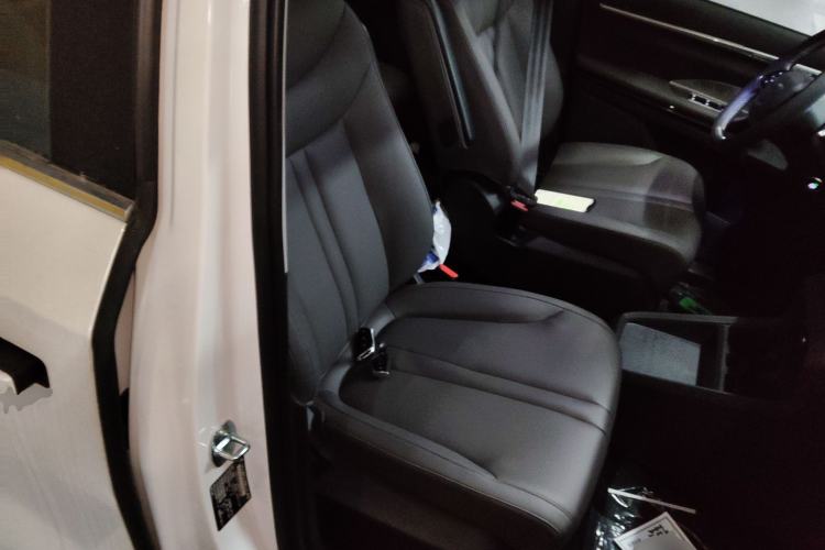 Used SAIC MAXUS Dajia 7 2024 Revised Version Super Hybrid Long-Range Edition Enjoyment Version Right Front Seat