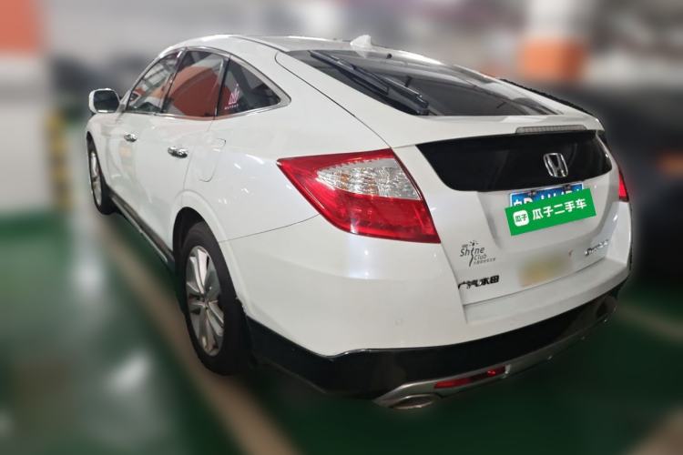 Used Honda Crosstour 2014 2.4L Luxury Edition Rear Left 45 Deg