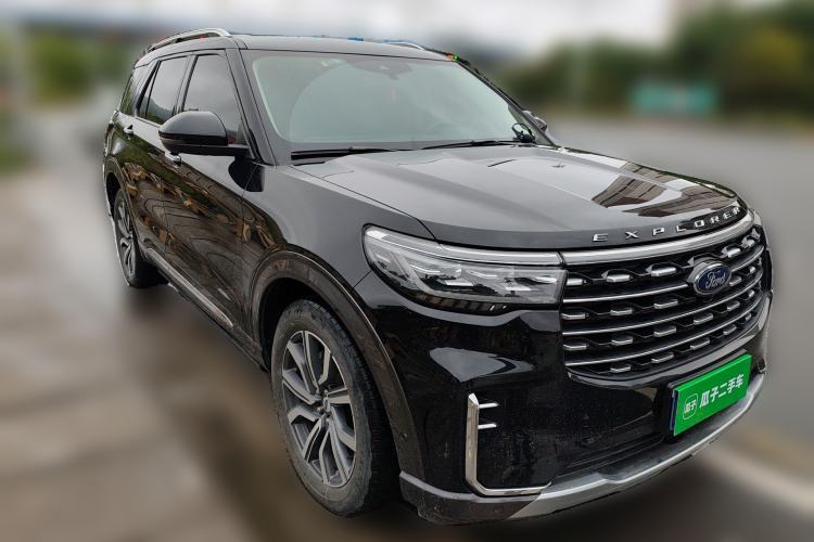 Used Ford Explorer 2023 EcoBoost 285 Four-Wheel Drive Titanium Edition 6 Seats Front Right 45 Deg