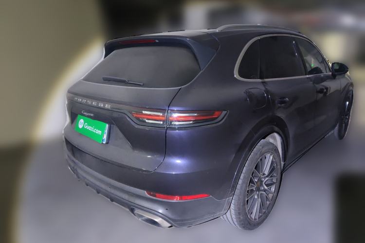 Used Porsche Cayenne 2018 Cayenne 3.0T Rear Right 45 Deg