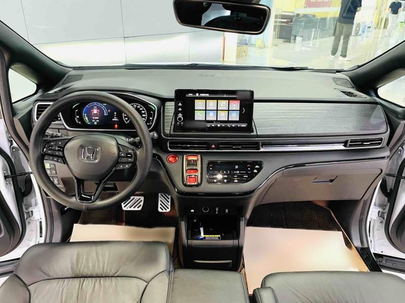 Used Honda Elysion 2024 2.0L eHEV Ultimate Edition — 37