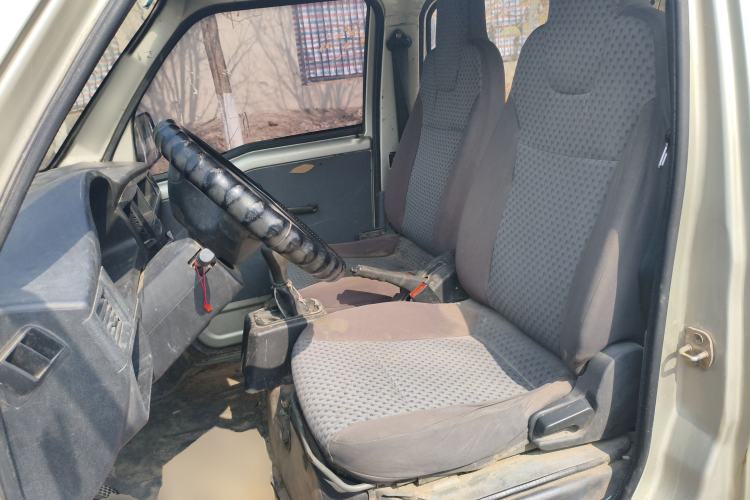 Used Wuling Zhiguang 2015 1.2L Practical LS-I Model
