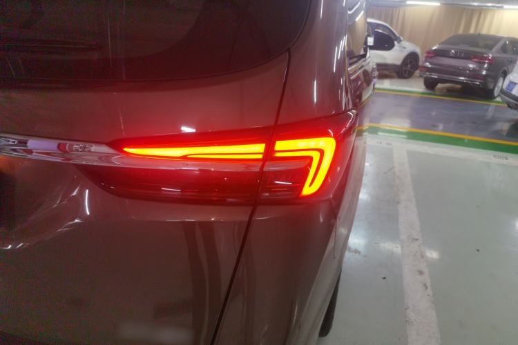 Used Buick GL8 2020 Land Cruiser Executive Class 652T Comfort Model