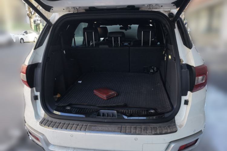 Used Ford Everest 2016 2.0T Gasoline Automatic 4x4 Flagship Edition
