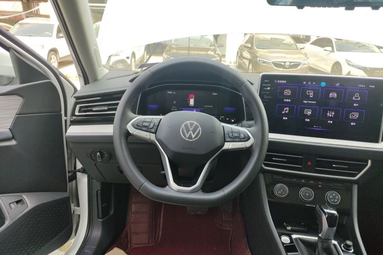 Used Volkswagen Sagitar 2023 300TSI DSG Excellence Edition Steering Wheel