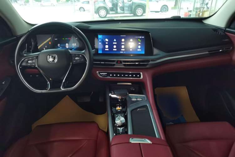 Used CHANGAN CS75 PLUS 2022 2.0T Automatic Pilot Version Interior 2