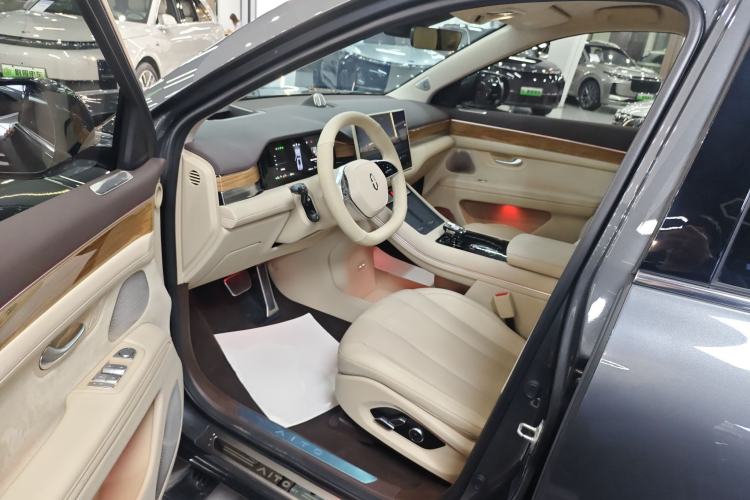 Used Hima AITO M7 2024 1.5T Rear-Drive Plus Version 6 Seats