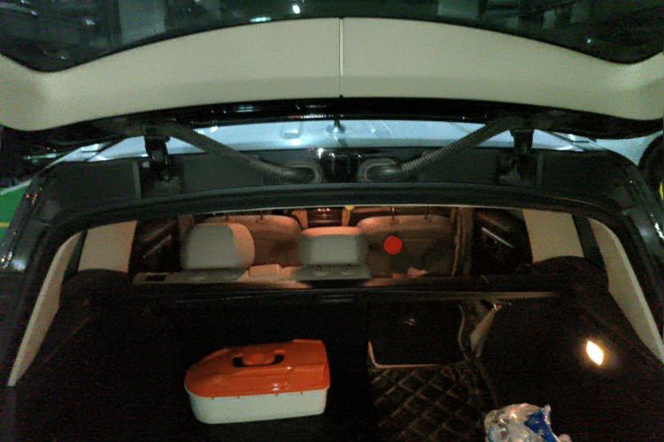 Used Mercedes-Benz GLK-Class 2011 GLK 300 4MATIC Fashion Model Trunk