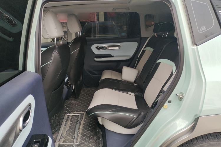 Used AION Y 2023 Plus 510 Tech Edition