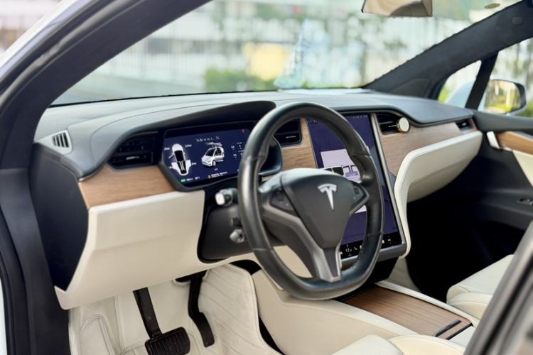 Used Tesla Model X 2019 Long-Range Version